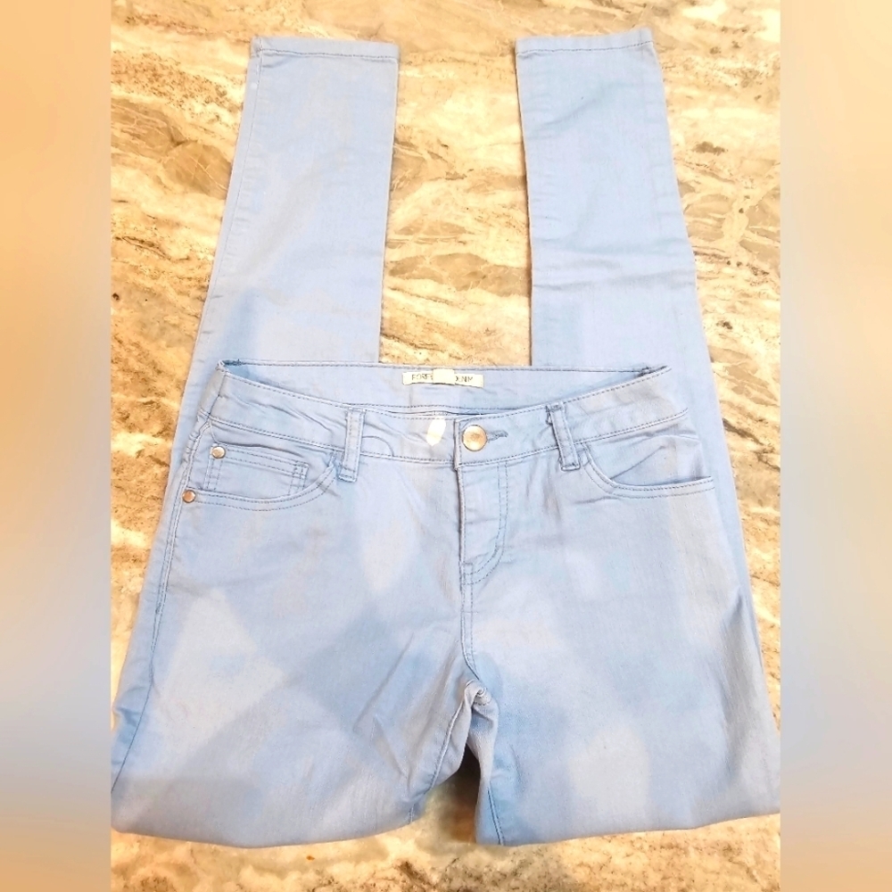 Forever 21 Denim Light Wash Skinny Jeans Size 28 Casual Stretch Fit
